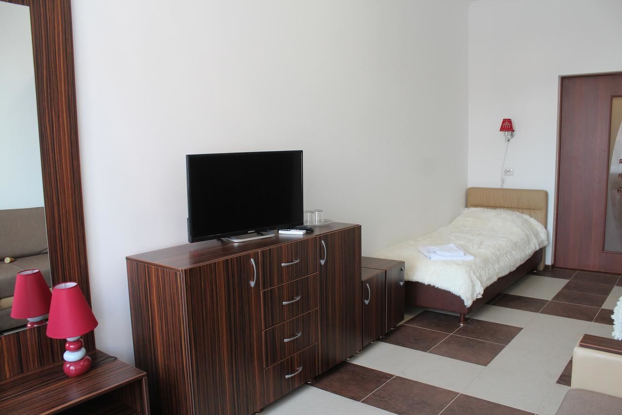 Гостевой дом  Villa Grape Пересыпь