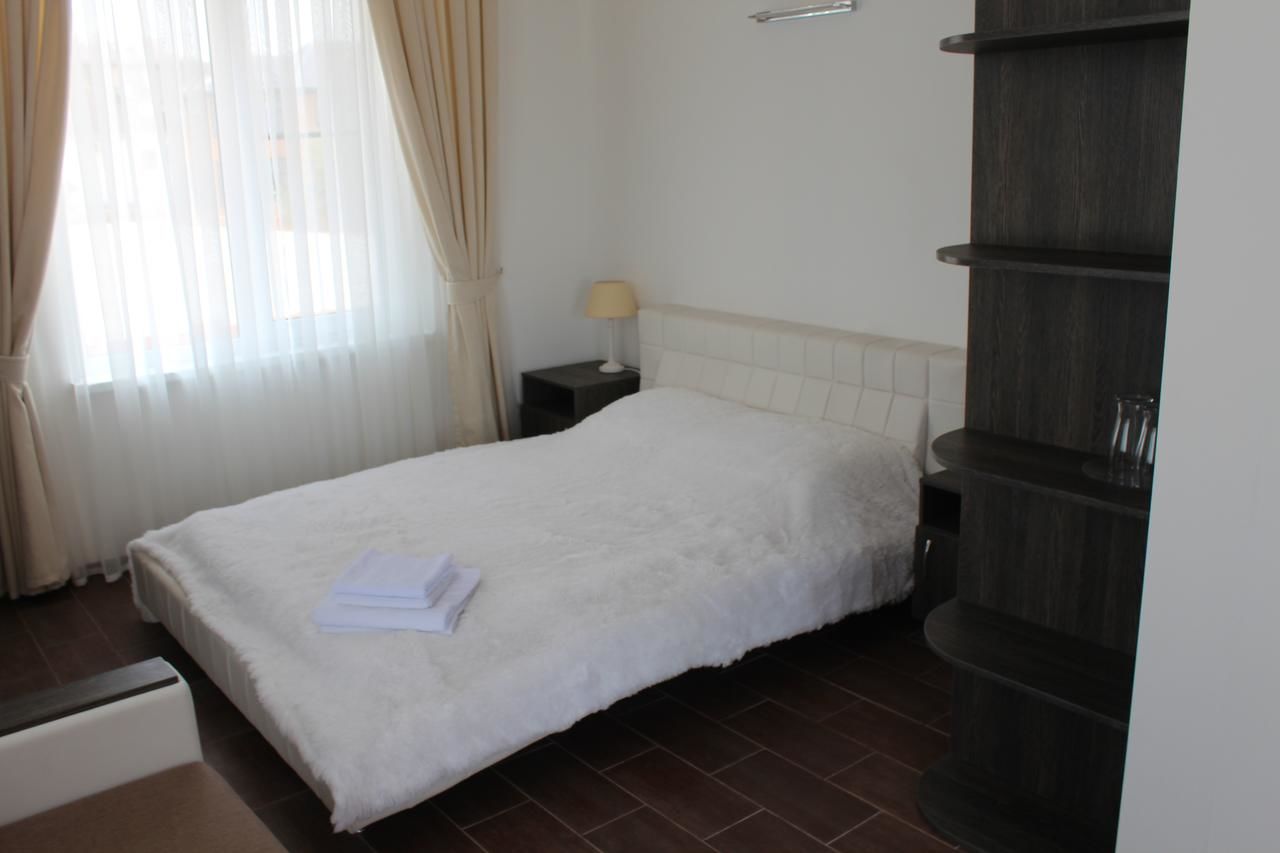Гостевой дом  Villa Grape Пересыпь-25